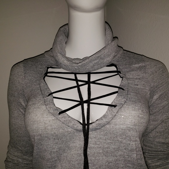 Turtle neck sweater - Picture 2 of 4